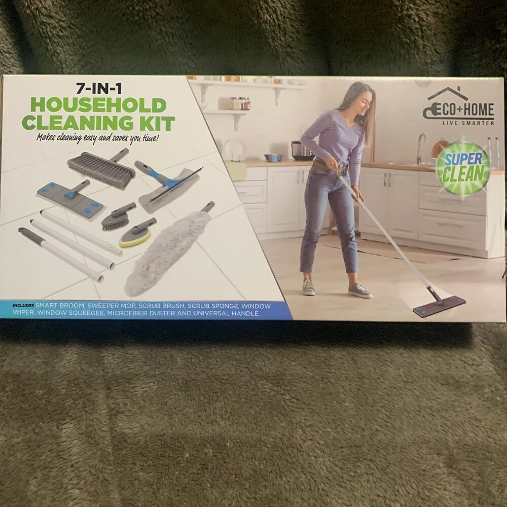 7 in 1 HOUSEHOLD Cleaning Kit (Makes cleaning easy and saves time)